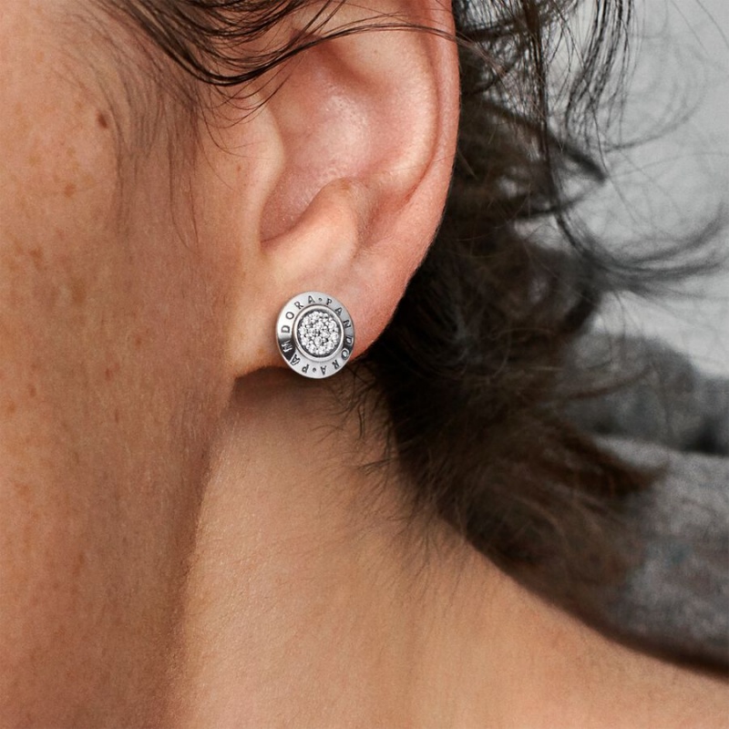 Pandora Sparkling Logos Ohrstecker Silber | FBVUXYC-26